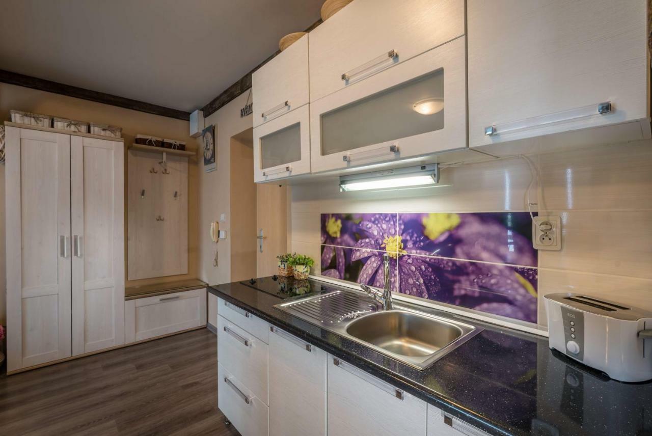 Apartment Provensal Liptovský Mikuláš Eksteriør bilde